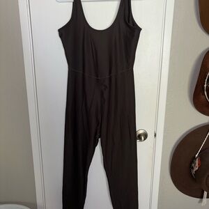 Dark Green Sleeveless Jumpsuit